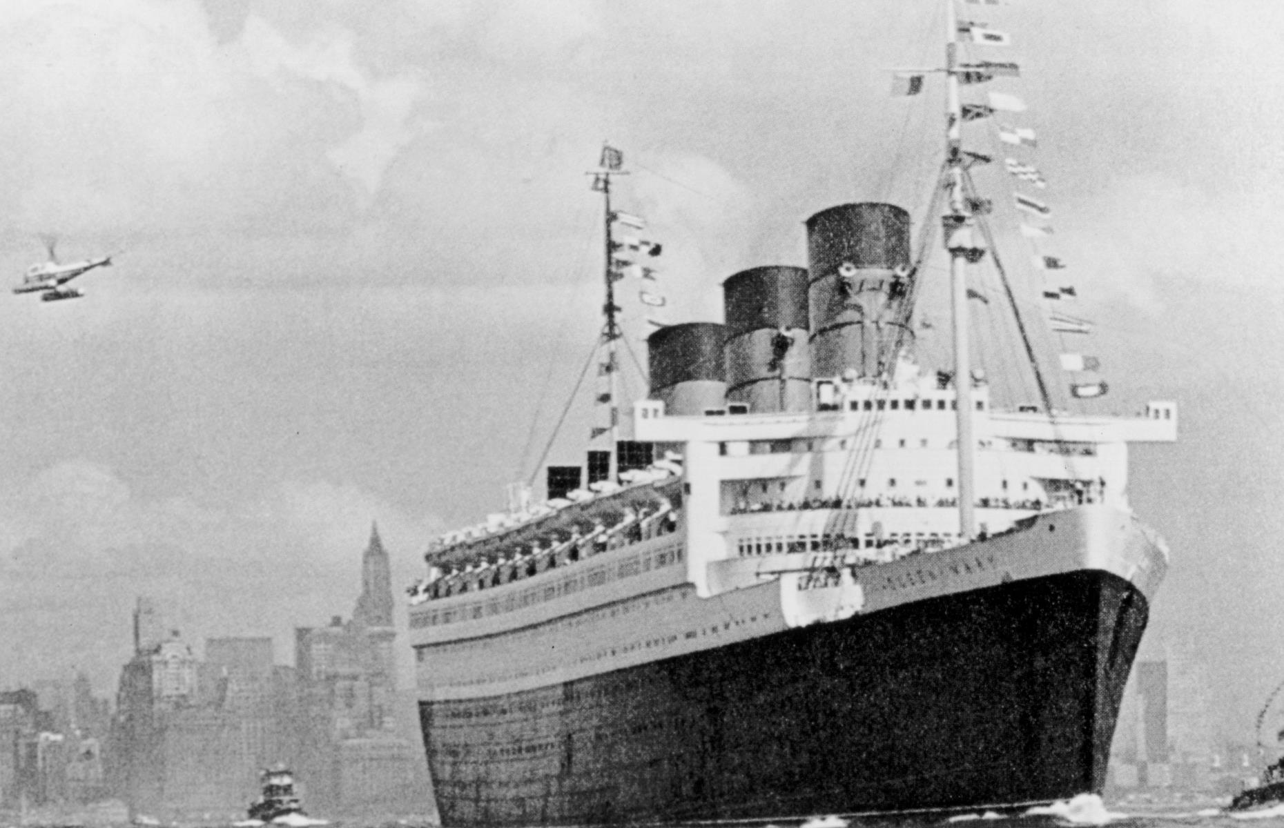 7. RMS Queen Mary (1,019 feet)